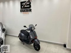 EGEBİR OTO/2023 VESPA GTS300 SUPERSPORT/AKSESUARLI/K.KARTI TAKST