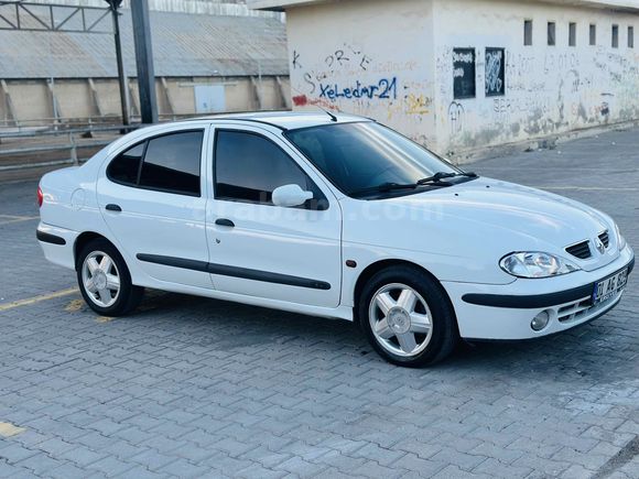 Galeriden Renault Megane 1.6 RXT 2001 Model Şanlıurfa