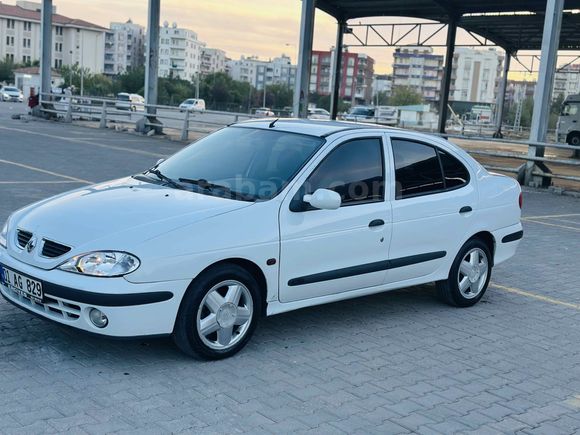 Galeriden Renault Megane 1.6 RXT 2001 Model Şanlıurfa