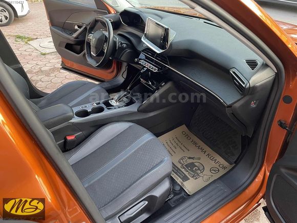 PEUGEOT 2008 1.2 PURETECH 2020 MODEL ALLURE DYNAMİC OTOMATİK FUL