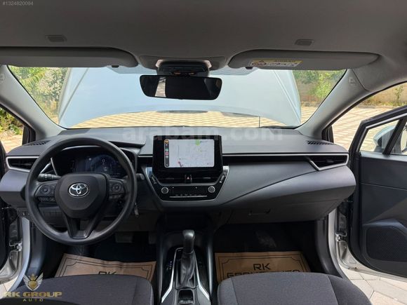 2024 MODEL COROLLA 1.5 VİZYON PLUS 24 BİN KM