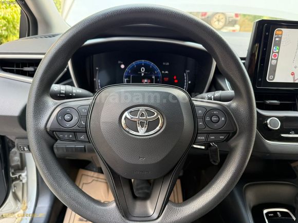 2024 MODEL COROLLA 1.5 VİZYON PLUS 24 BİN KM
