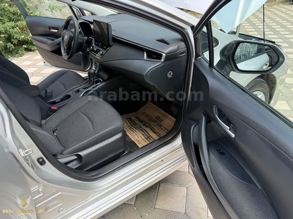 2024 MODEL COROLLA 1.5 VİZYON PLUS 24 BİN KM