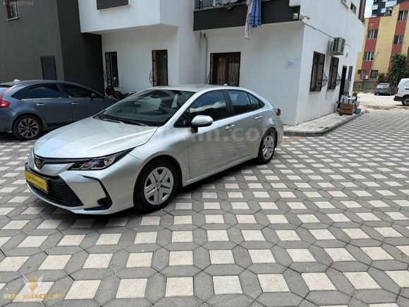 2024 MODEL COROLLA 1.5 VİZYON PLUS 24 BİN KM