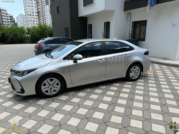 2024 MODEL COROLLA 1.5 VİZYON PLUS 24 BİN KM