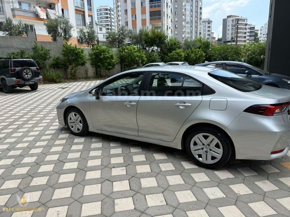 2024 MODEL COROLLA 1.5 VİZYON PLUS 24 BİN KM