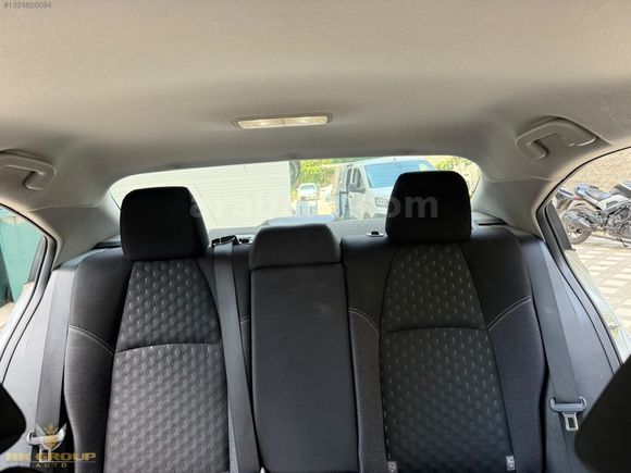 2024 MODEL COROLLA 1.5 VİZYON PLUS 24 BİN KM