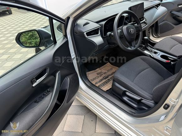 2024 MODEL COROLLA 1.5 VİZYON PLUS 24 BİN KM