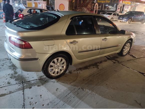 Sahibinden Renault Laguna 2.0 Privilege 2004 Model