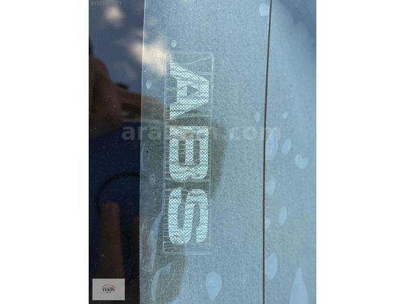 BAKIMLI DÜZGÜN MASRAFSIZ KLİMALI COROLLA ARAYANLARA
