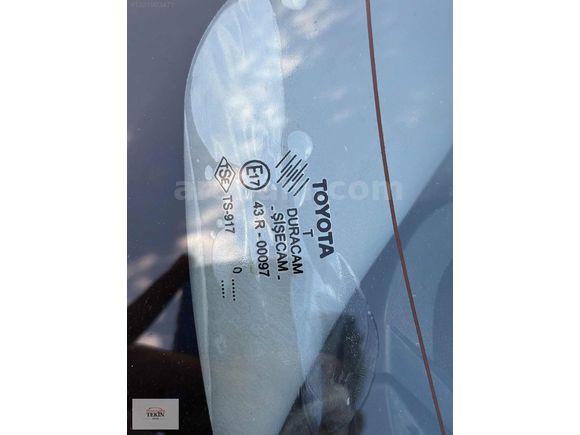 BAKIMLI DÜZGÜN MASRAFSIZ KLİMALI COROLLA ARAYANLARA