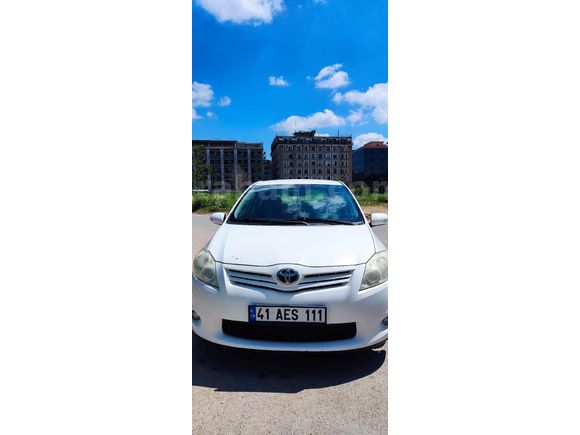 Sahibinden Toyota Auris 1.6 Comfort Extra 2011 Model