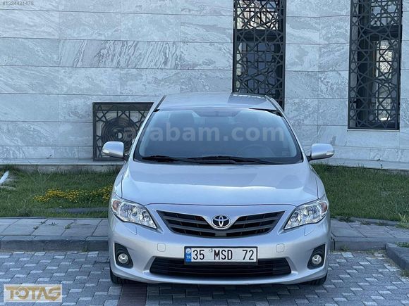 2011 MODEL 1.6 COROLLA KM:142.000 1 PARCA BOYA VARDIR
