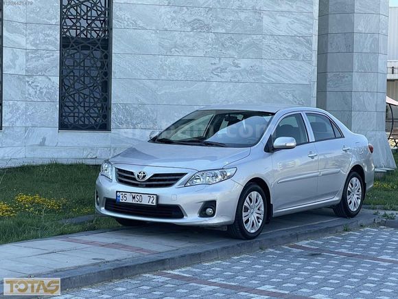 2011 MODEL 1.6 COROLLA KM:142.000 1 PARCA BOYA VARDIR