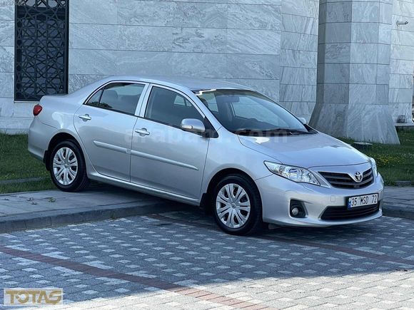 2011 MODEL 1.6 COROLLA KM:142.000 1 PARCA BOYA VARDIR