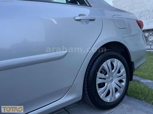 2011 MODEL 1.6 COROLLA KM:142.000 1 PARCA BOYA VARDIR
