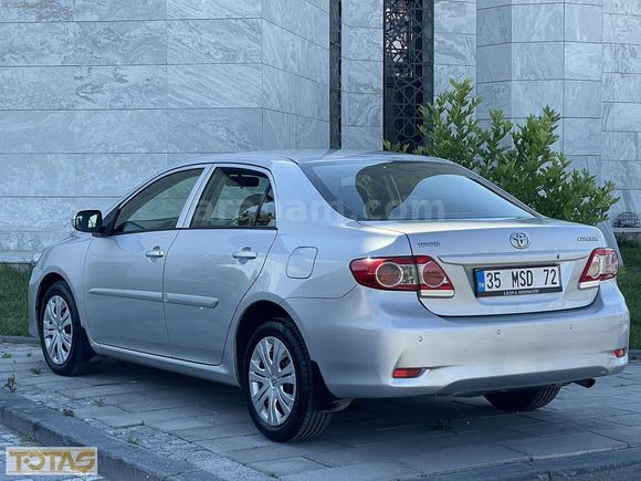 2011 MODEL 1.6 COROLLA KM:142.000 1 PARCA BOYA VARDIR