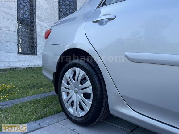 2011 MODEL 1.6 COROLLA KM:142.000 1 PARCA BOYA VARDIR
