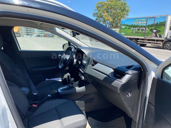 2023 RENAULT CAPTUR TOUCH PLUS 1.3 MILD HYBRID EDC OTOMATİK