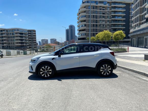 2023 RENAULT CAPTUR TOUCH PLUS 1.3 MILD HYBRID EDC OTOMATİK