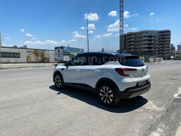 2023 RENAULT CAPTUR TOUCH PLUS 1.3 MILD HYBRID EDC OTOMATİK
