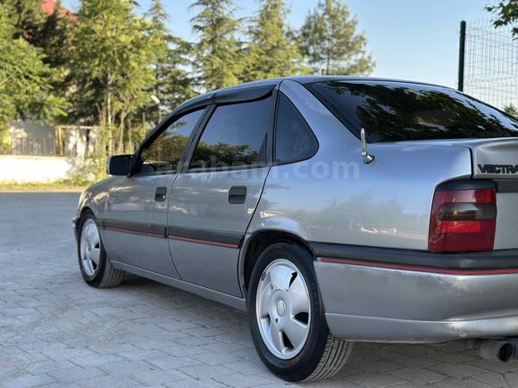 Sahibinden Opel Vectra 2.0 GT 1995 Model 