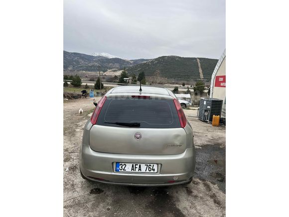 Sahibinden Fiat Punto Grande 1.4 Starjet Dynamic 2008 Model  283.000 km Gri
