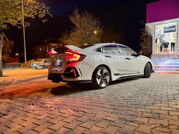 Sahibinden Honda Civic 1.6i VTEC Eco Executive 2017 Model