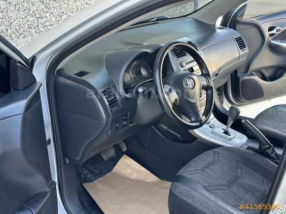 2009 TOYOTA COROLLA 1.4 D-4D DİZEL OTOMATİK ELEGANT FULL