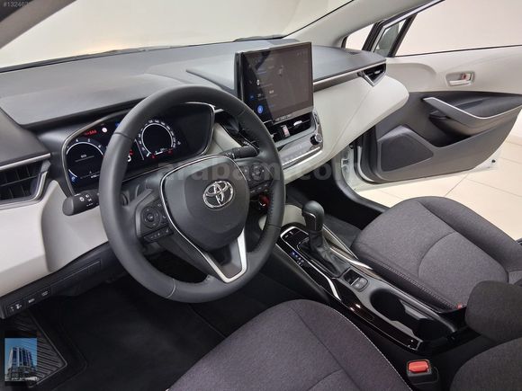 YÜCELER OTODAN 2023 TOYOTA COROLLA 1.5 FLAMEXPACK HATASIZZ