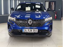 Galeriden Renault Austral 1.3 Hybrid Evolution 2024 Model İstanbul 39.586 km Mavi