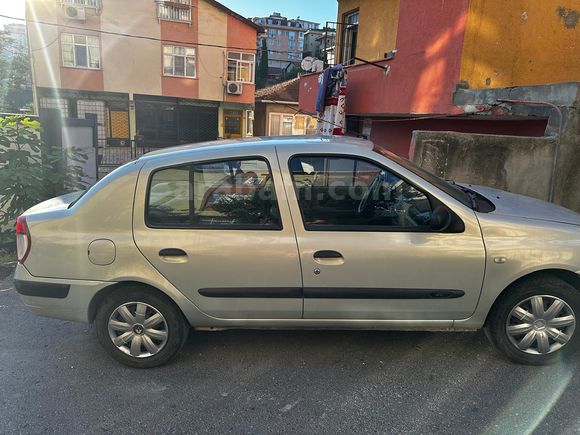 Sahibinden, temiz, bakımlı aile aracı 2005 Model Renault Clio