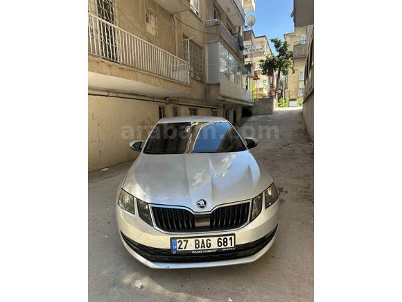 Sahibinden Skoda Octavia 1.6 TDI Optimal 2017 Model 