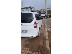 Sahibinden Ford Tourneo Courier 1.5 TDCi Black Line 2020 Model  170.000 km Beyaz