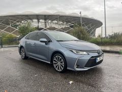 Sahibinden Toyota Corolla 1.8 Hybrid Flame X-Pack 2019 Model  161.650 km Gri (metalik)