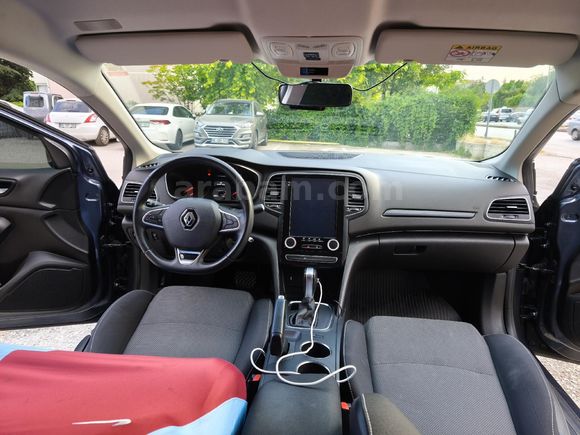 Sahibinden Renault Megane 1.3 TCe Joy 2022 Model Ankara