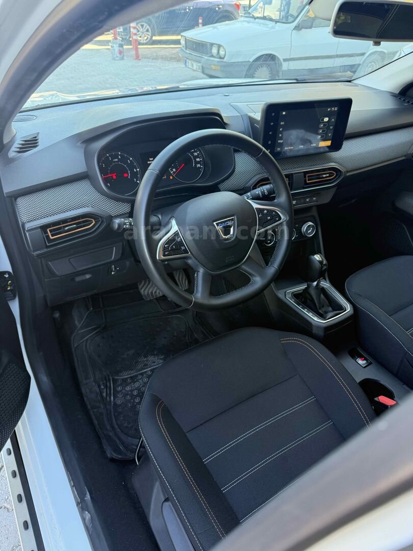 Galeriden Dacia Sandero 1.0 TCe Prestige 2022 Model Elazığ 52.000 km Beyaz 7