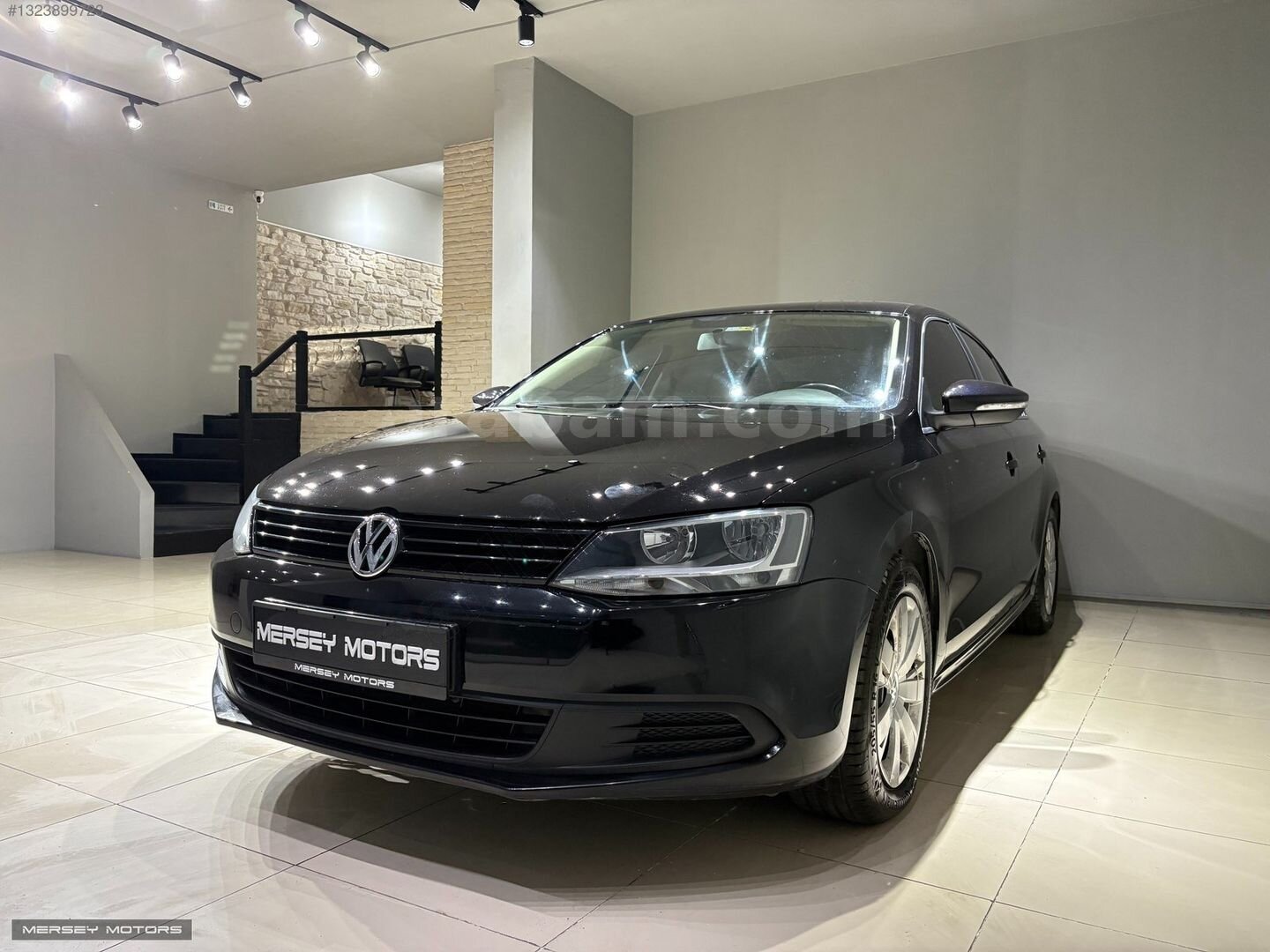 Galeriden Volkswagen Jetta 1.2 TSi Trendline 2013 Model İstanbul 129.000 km Siyah 4