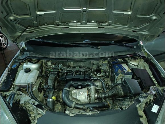 Sahibinden Ford Focus 1.6 TDCi Trend 2007 Model  281.000 km Gri