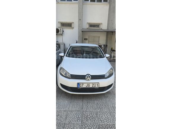 Sahibinden Volkswagen Golf 1.6 TDi Trendline 2012 Model  197.000 km Beyaz