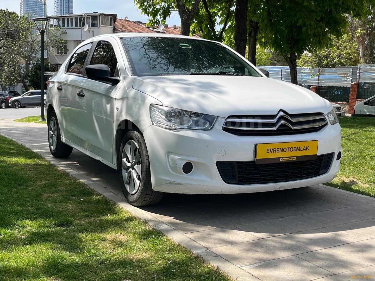 Galeriden Citroen C-Elysée 1.6 HDi Attraction 2016 Model İstanbul 233.000 km Beyaz 3