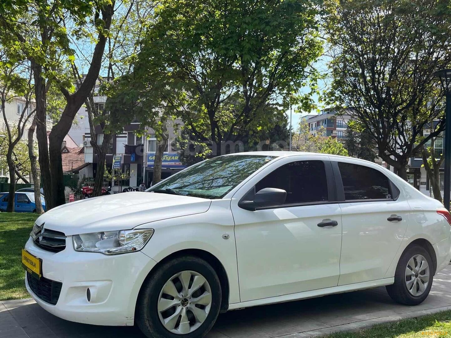 Galeriden Citroen C-Elysée 1.6 HDi Attraction 2016 Model İstanbul 233.000 km Beyaz 5