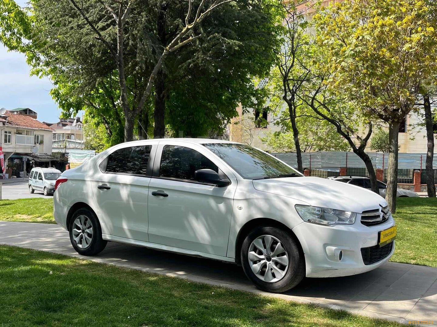 Galeriden Citroen C-Elysée 1.6 HDi Attraction 2016 Model İstanbul 233.000 km Beyaz 4