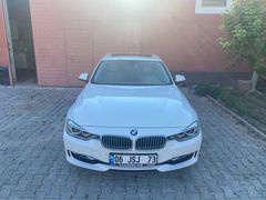 Sahibinden BMW 3 Serisi 320i ED Modern Line 2013 Model  280.000 km Beyaz