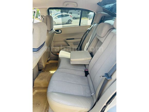 Sahibinden Renault Megane 1.5 dCi Privilege 2007 Model 