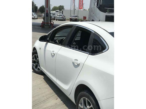 Sahibinden Opel Astra 1.6 Edition 2015 Model 