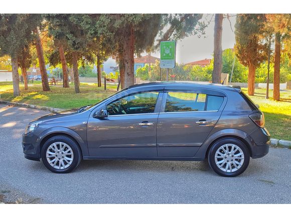 Dizel otomatik vites Opel Astra bakimli