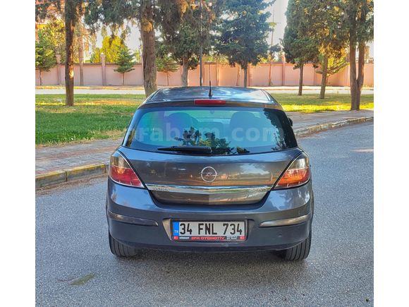 Dizel otomatik vites Opel Astra bakimli