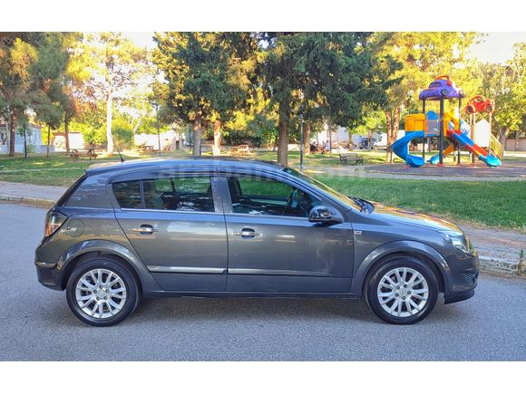 Dizel otomatik vites Opel Astra bakimli