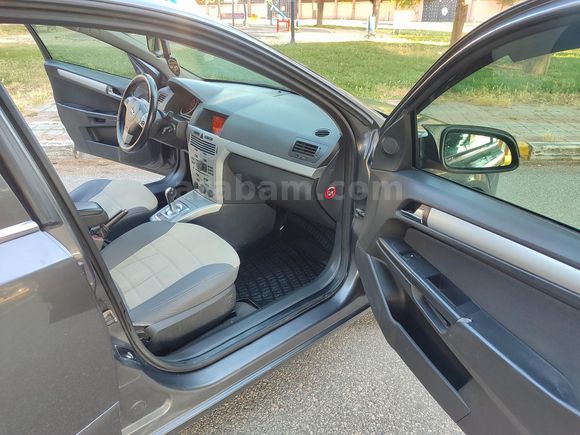 Dizel otomatik vites Opel Astra bakimli
